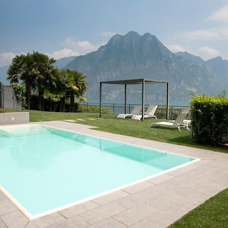 Ai Ronchi B&B Riva di Solto Buitenkant foto