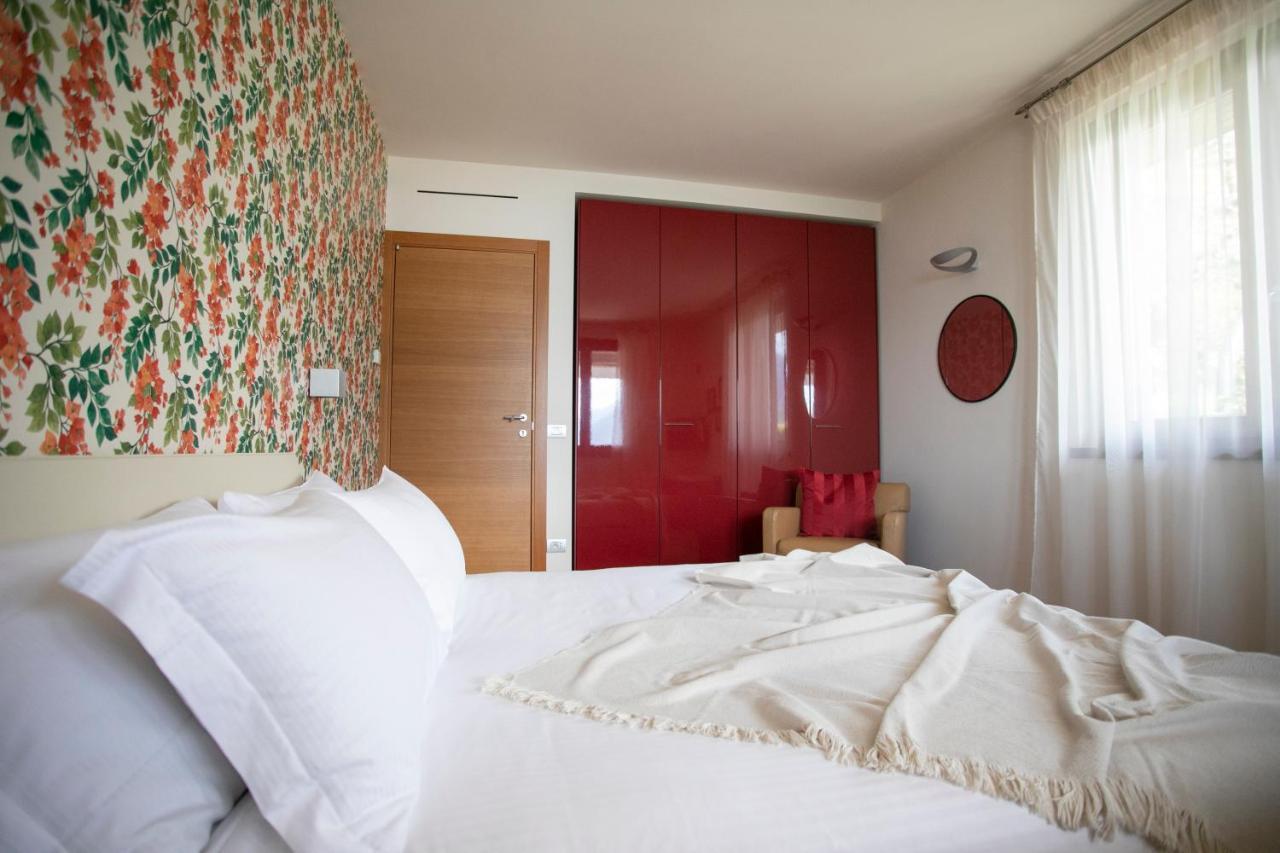 Ai Ronchi B&B Riva di Solto Buitenkant foto