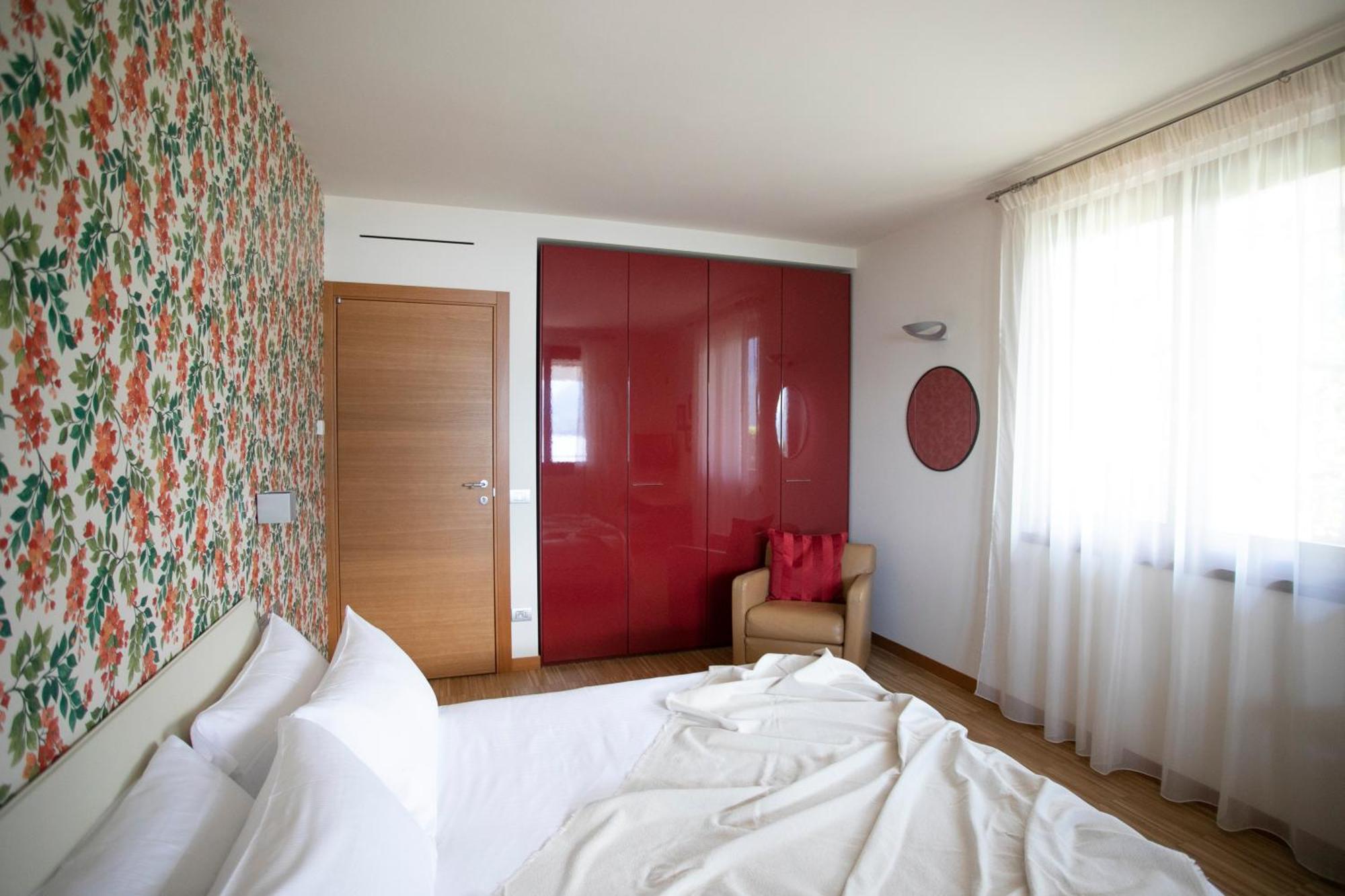 Ai Ronchi B&B Riva di Solto Buitenkant foto
