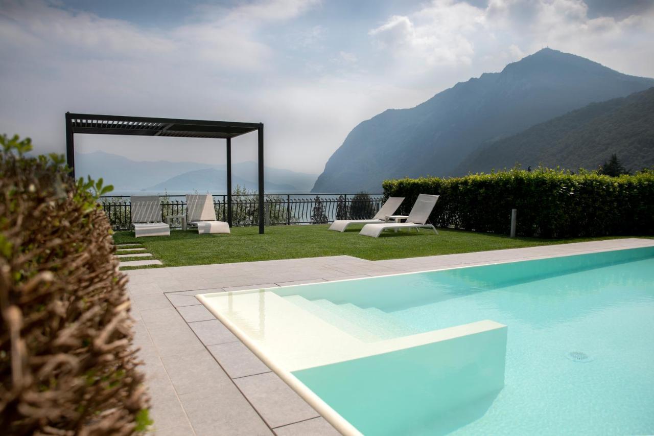 Ai Ronchi B&B Riva di Solto Buitenkant foto
