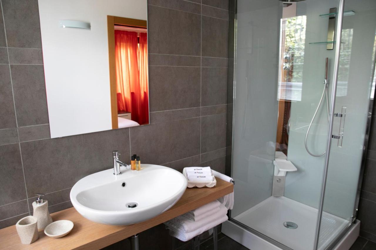 Ai Ronchi B&B Riva di Solto Buitenkant foto